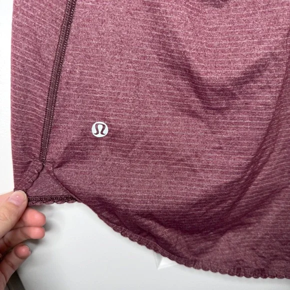 Lululemon Burgundy Heathered Striped Racerback Tank Top Scalloped Trim - Picture 4 of 5
